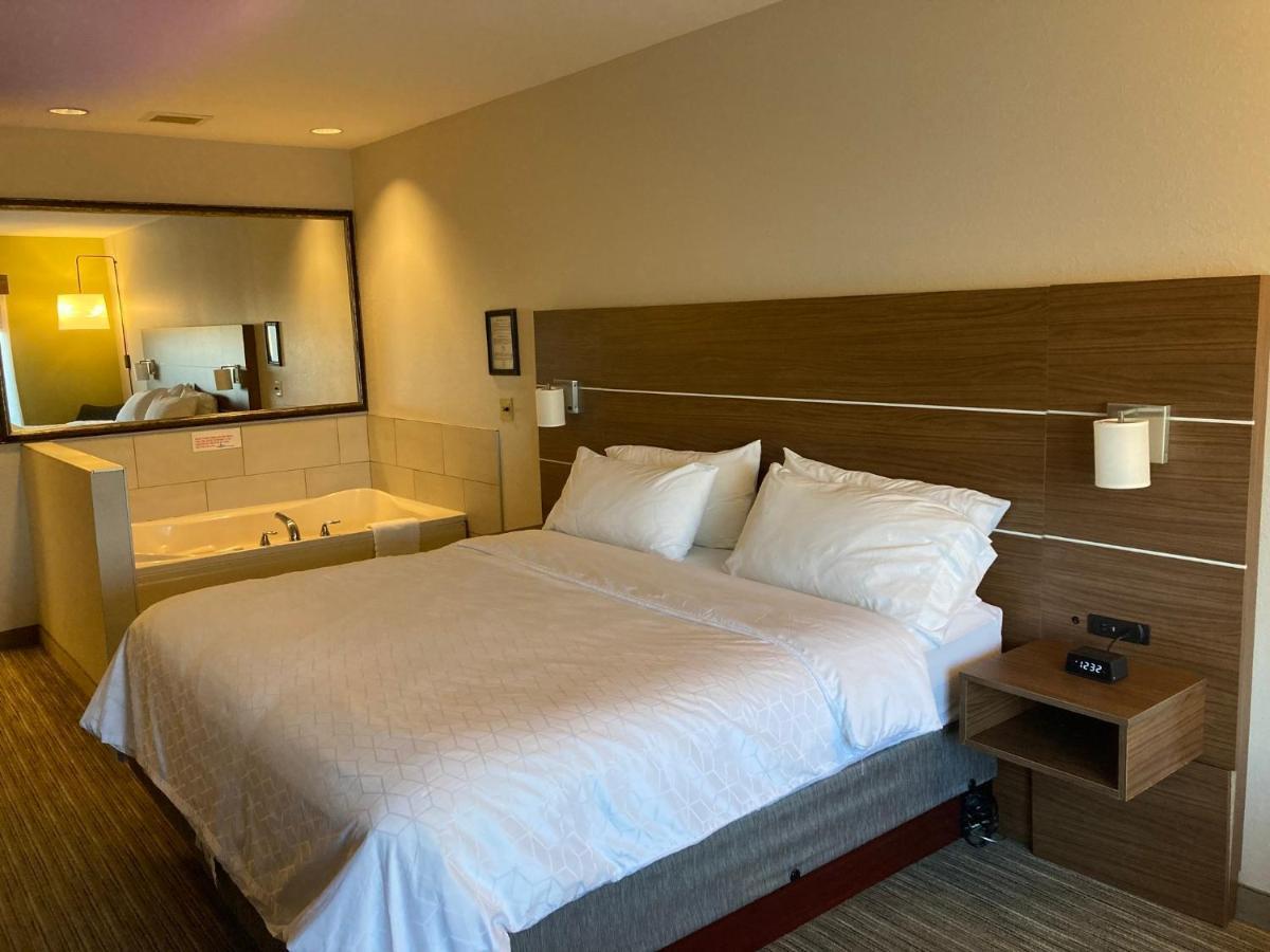 Holiday Inn Express Hotel & Suites Portland By Ihg Экстерьер фото
